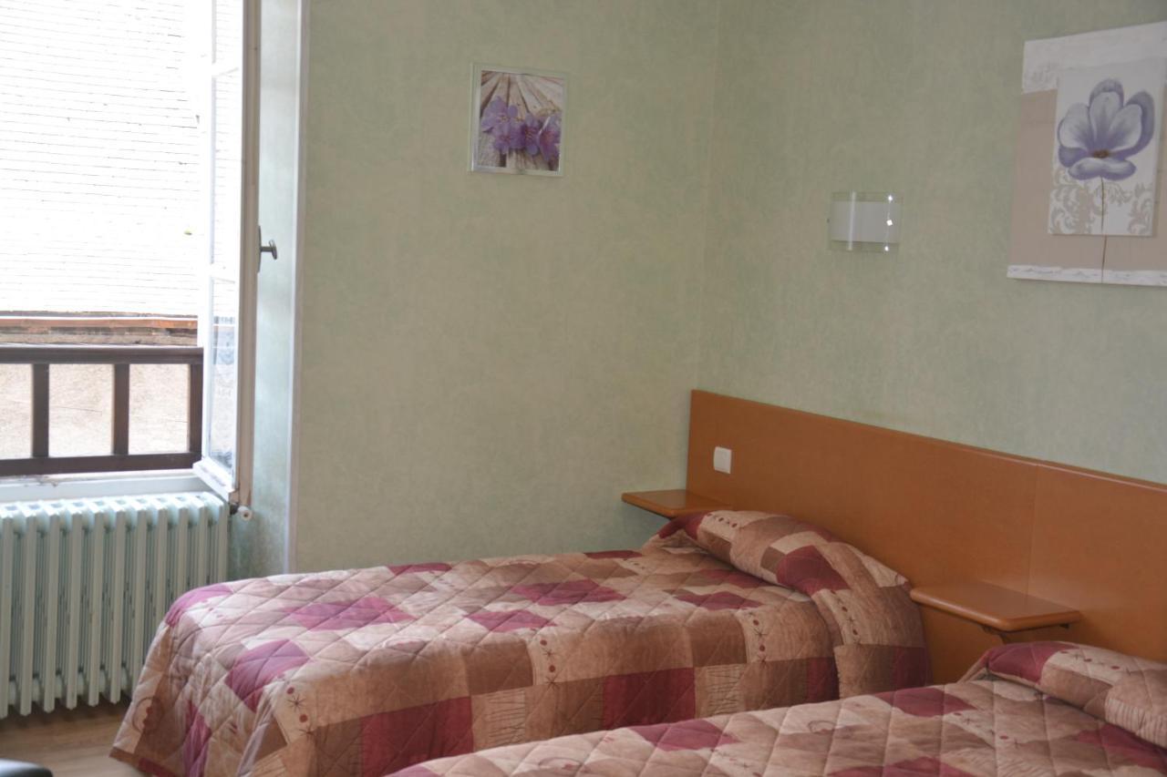 Logis Hotel De France Arudy المظهر الخارجي الصورة