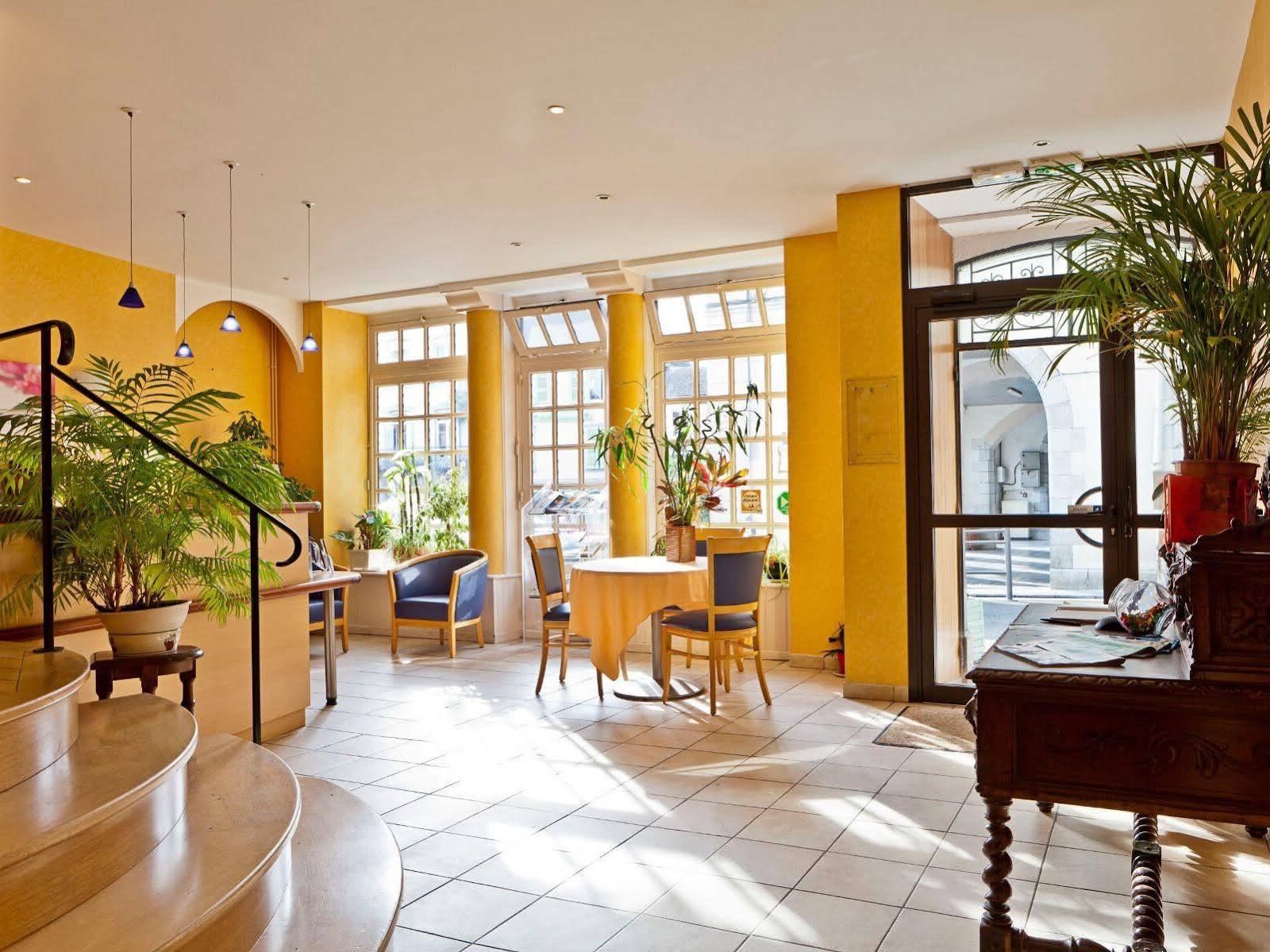 Logis Hotel De France Arudy المظهر الخارجي الصورة
